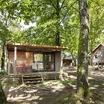 Huttopia Versailles