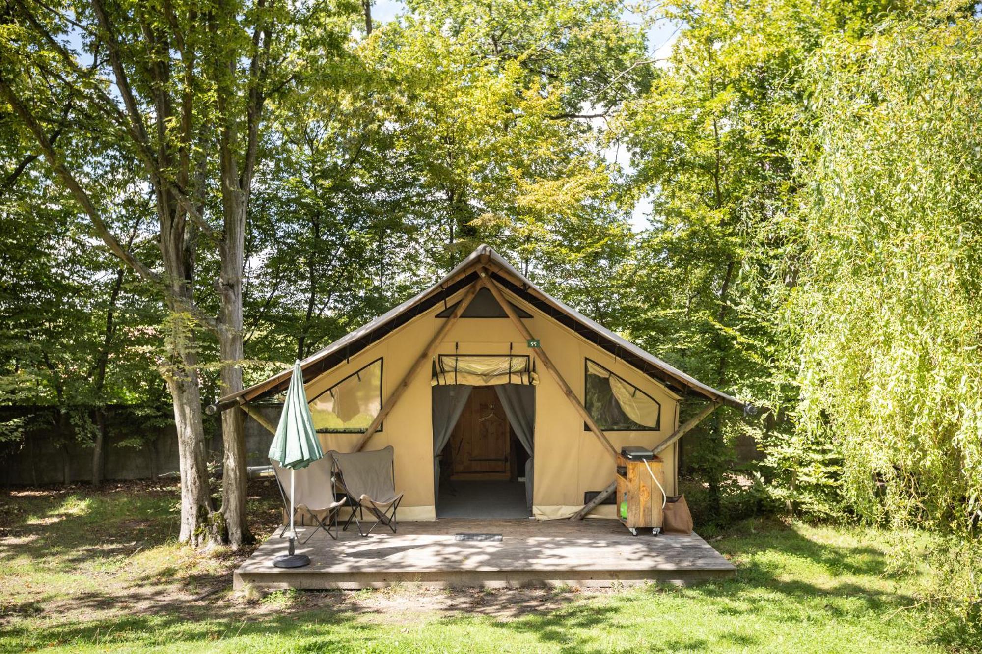 Huttopia 3* Versailles